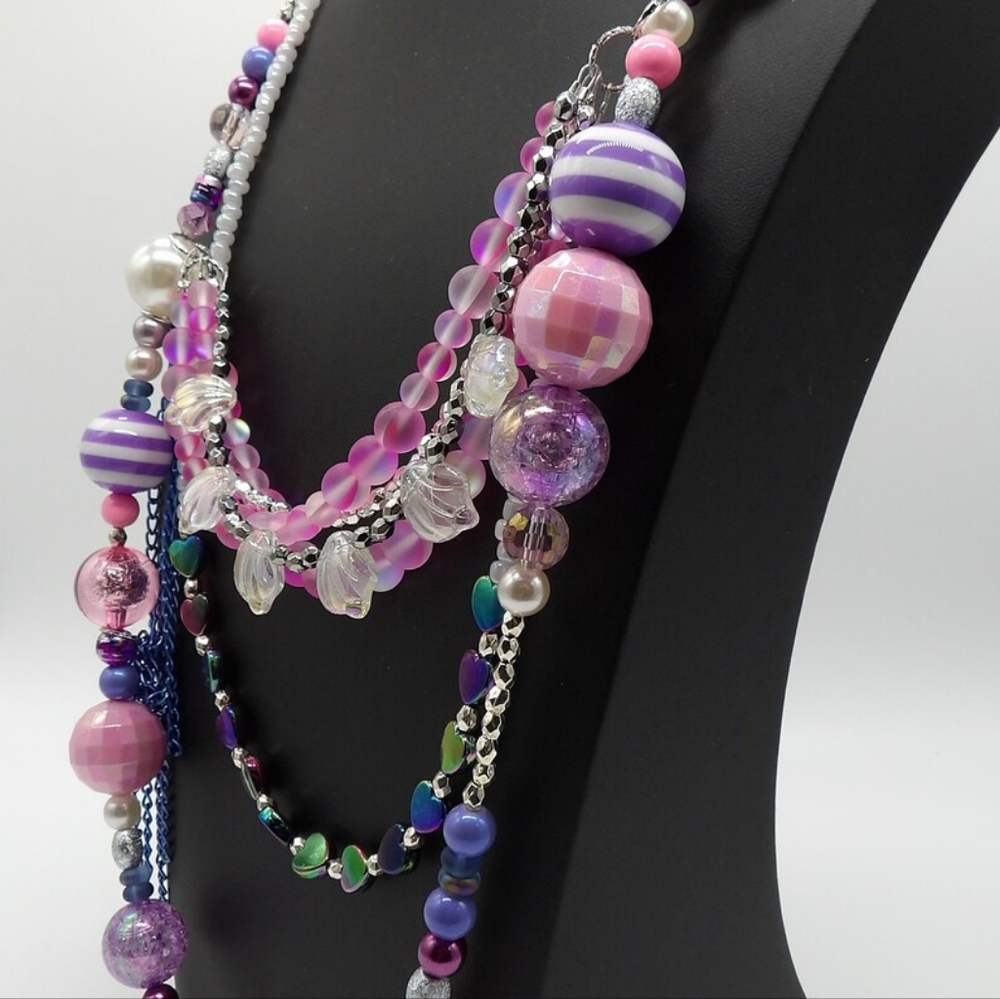 🆕️ Pink & Purples Multi Layered Necklace - Picture 6 of 10